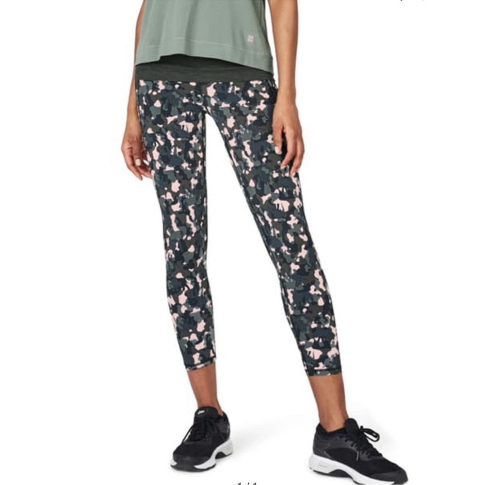 Sweaty Betty Zero Gravity Green Elephant Camo Running Leggings Size Small